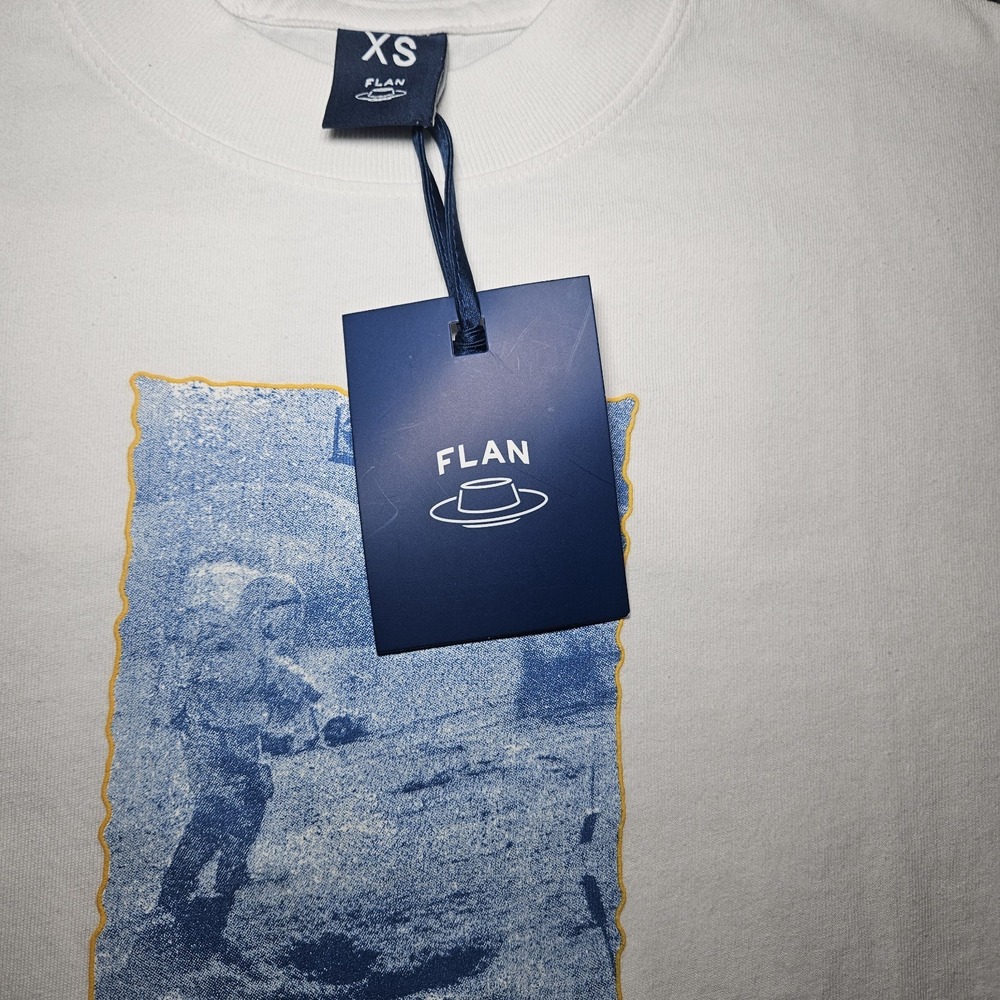 FLAN Labs Astronauts Moon Bubble Shirt Forever Laughing At Nothing Size XS - Picture 3 of 13